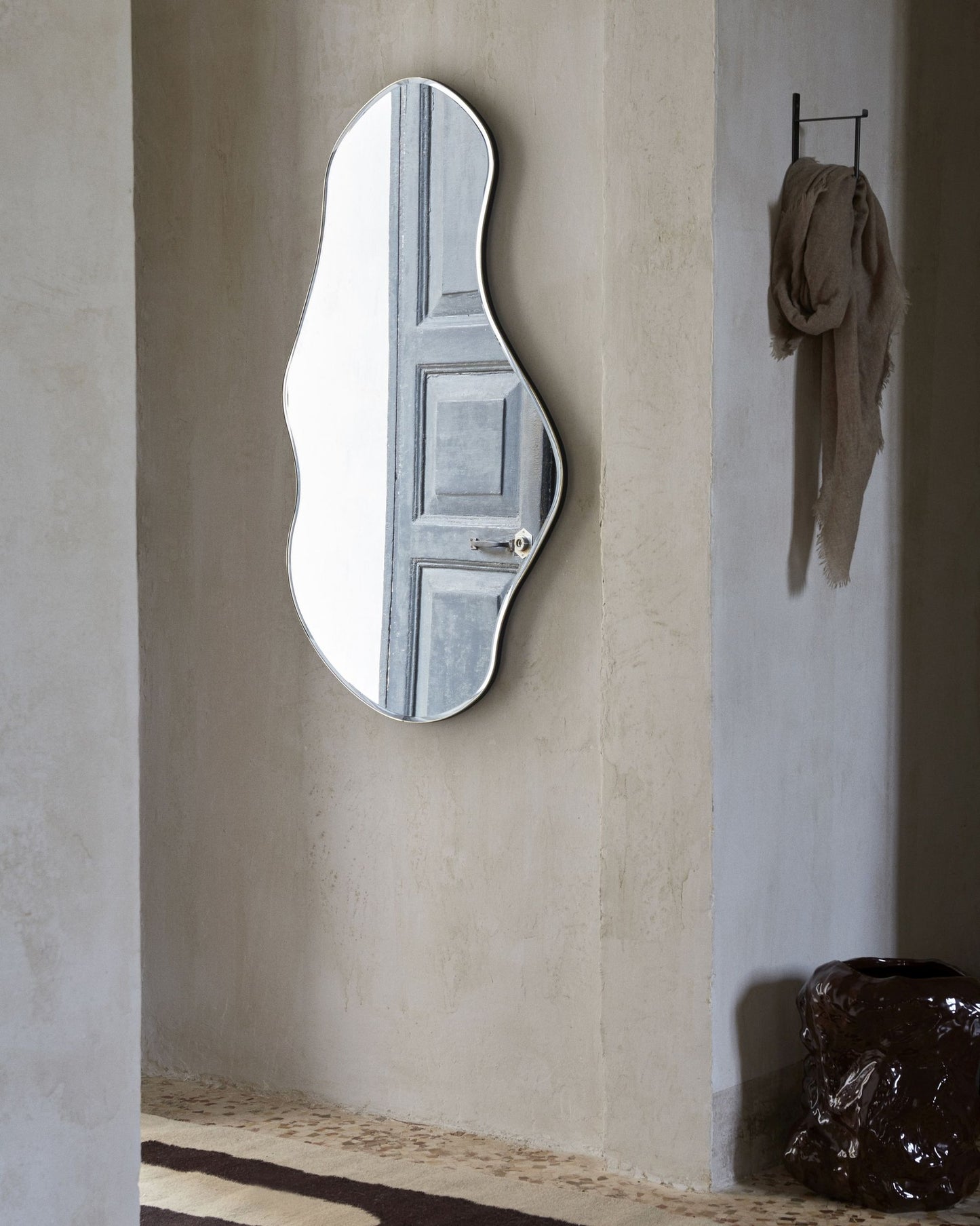 Curvature Wall Mirror - Brass - Large
