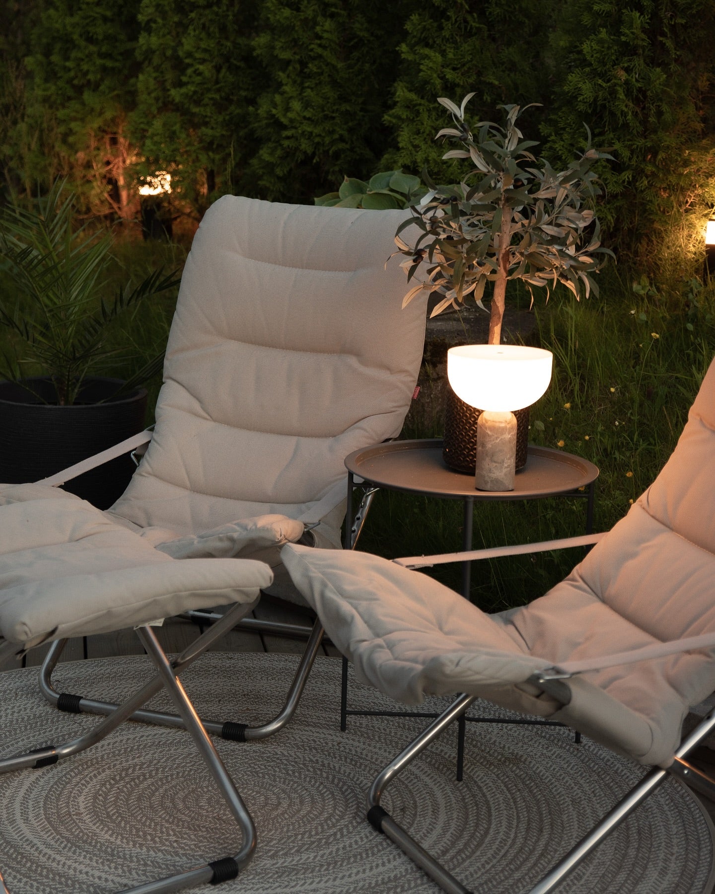 Vetra Portable LED Table Lamp 24cm