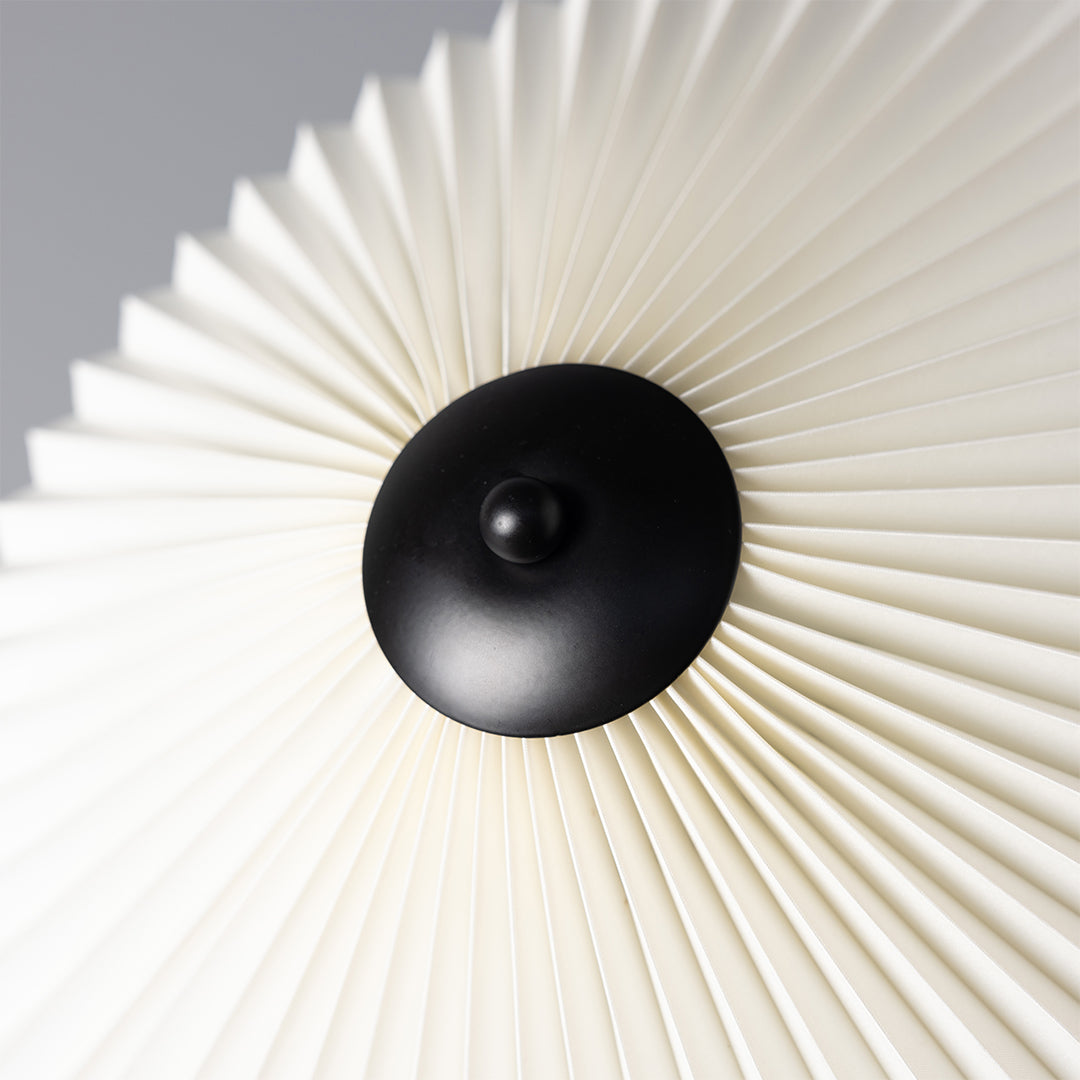 Piccolo Pleated Table Lamp