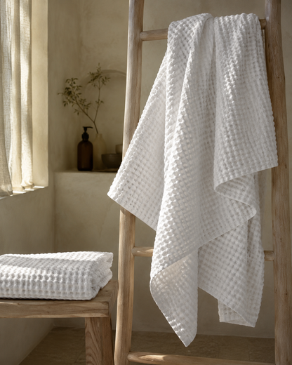 Waffle Knit Bath Towel - 100% Cotton -  70 x 140cm