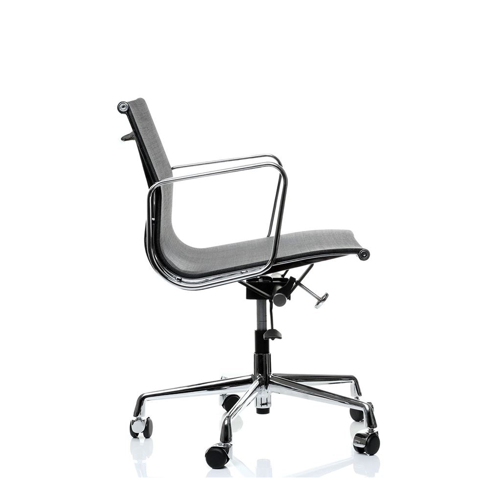 Eames EA117 Office Chair - Premium Reproduction - Mesh - Polished Aluminum Frame
