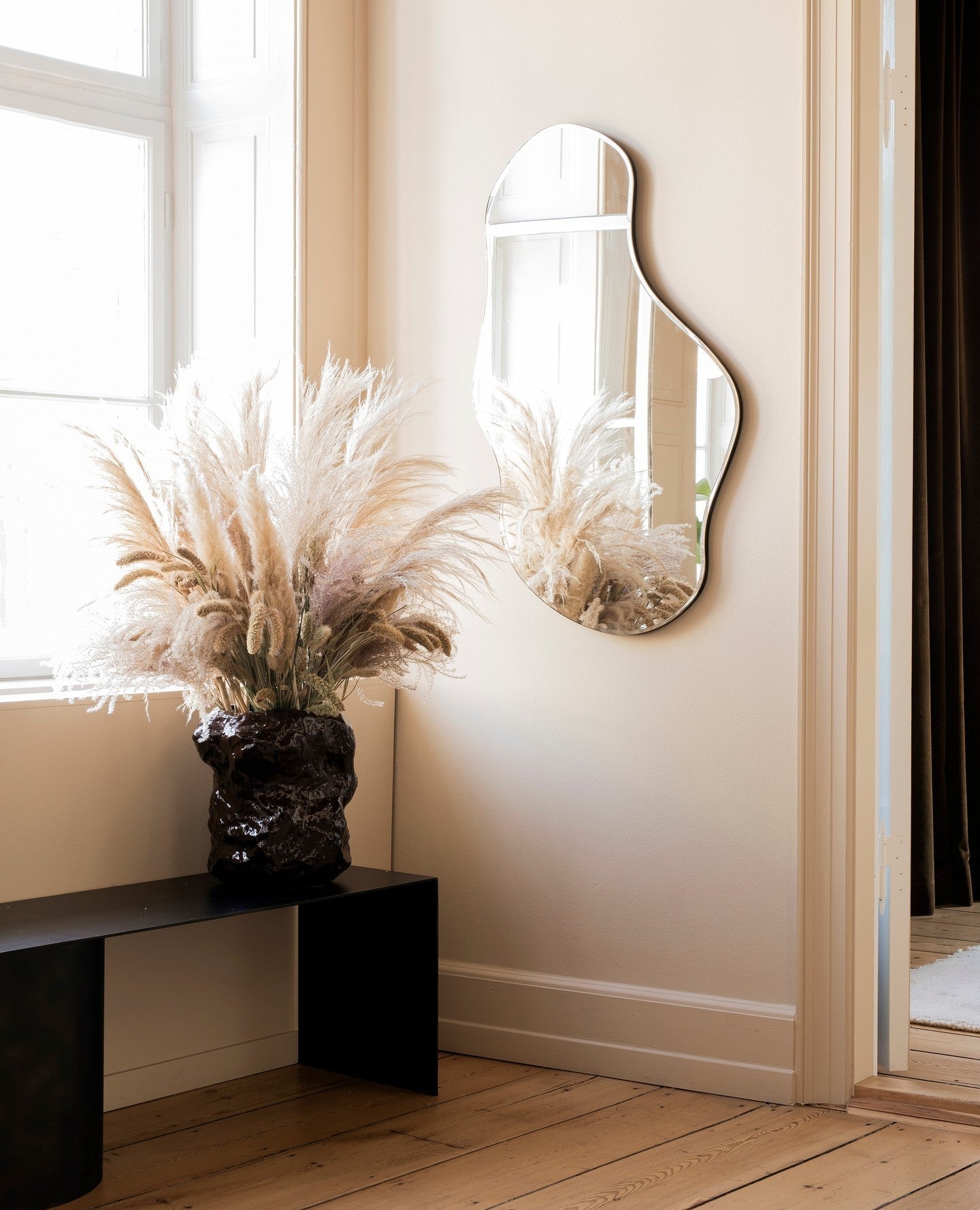 Curvature Wall Mirror - Brass - Large
