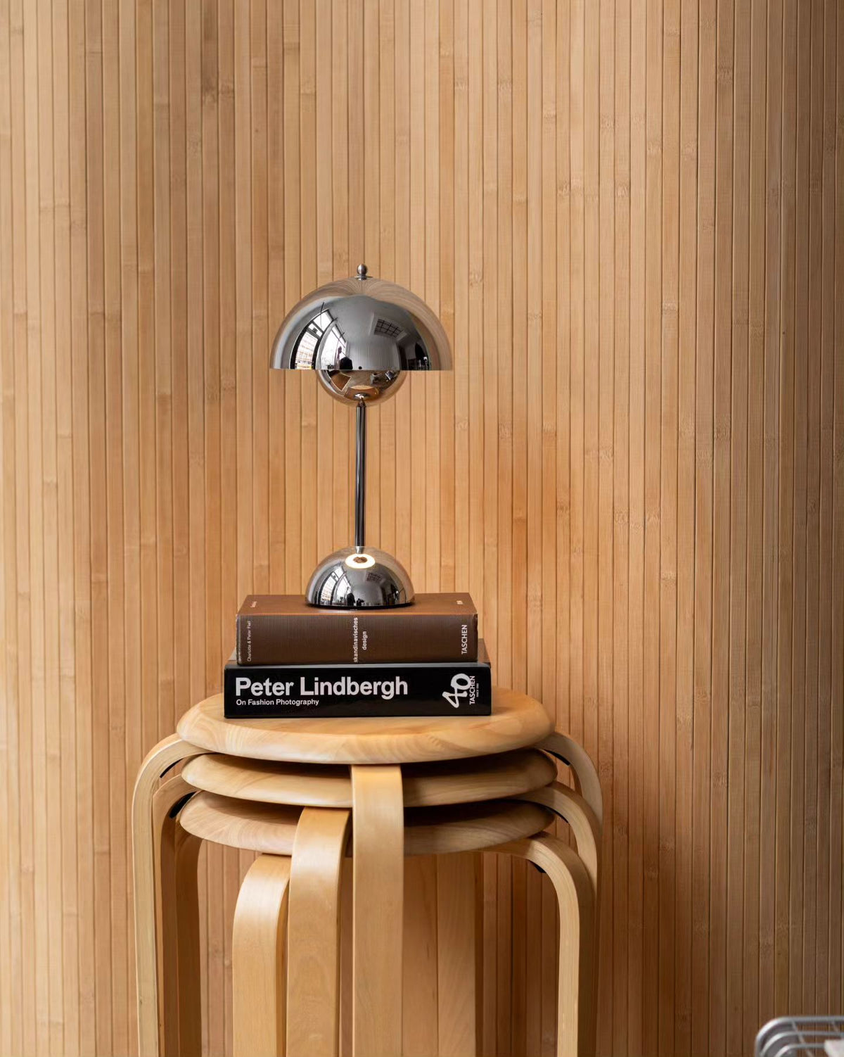 Flowerpot Portable LED Table Lamp - 29.5cm - Premium Reproduction