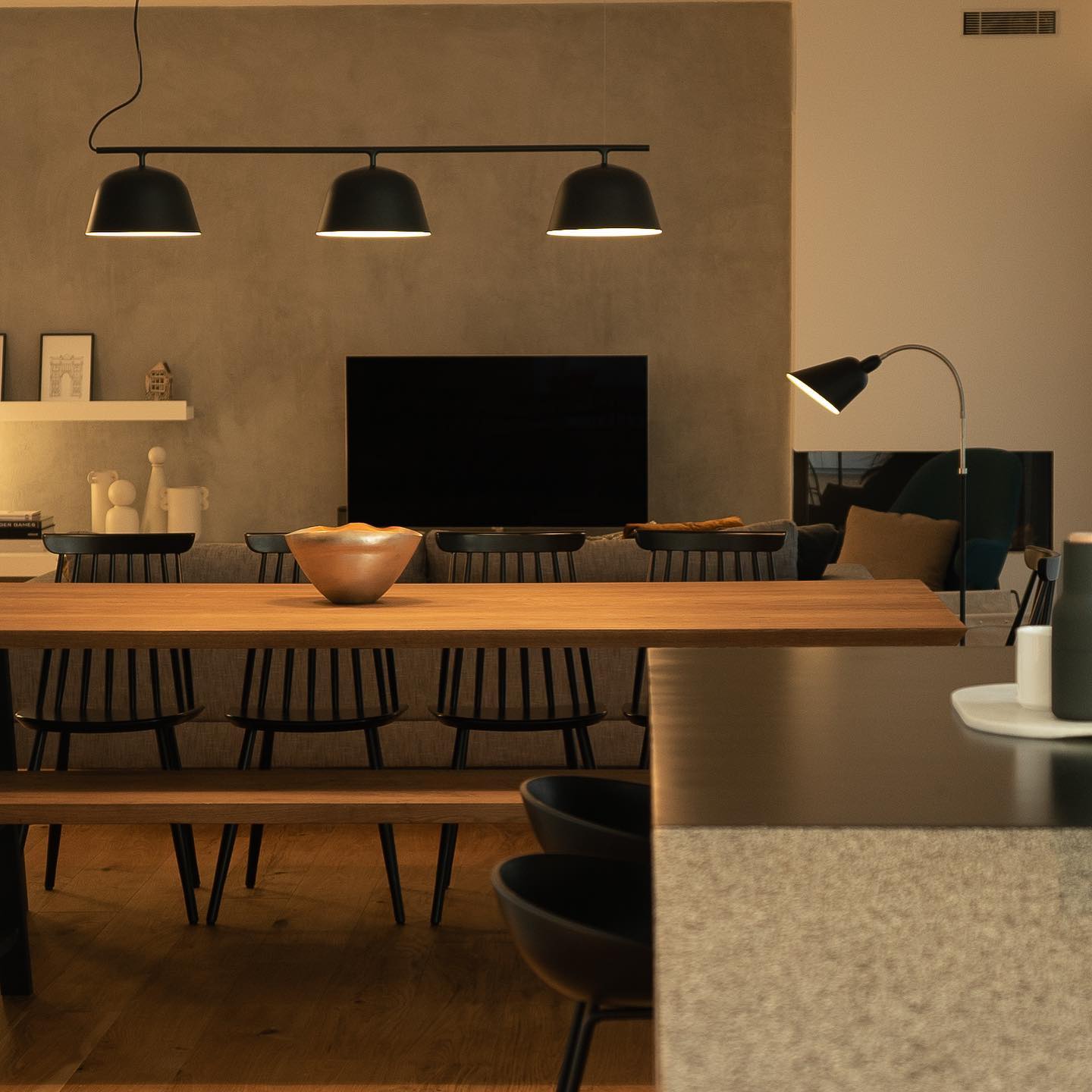 Horizon Pendant Rail - Black
