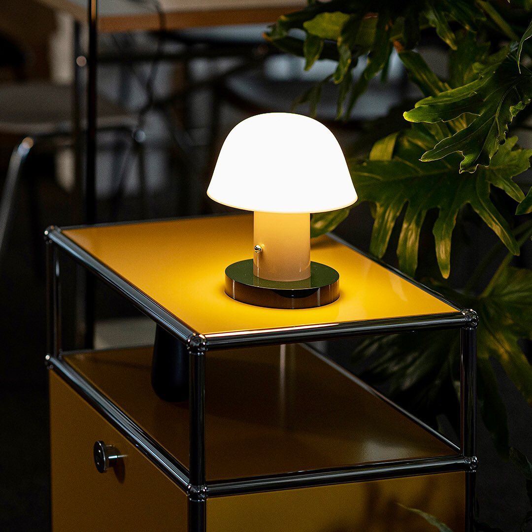 Sophia Portable Table Lamp - Nude & Forrest