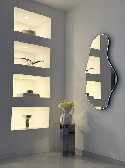 Curvature Wall Mirror - Brass Frame - Large