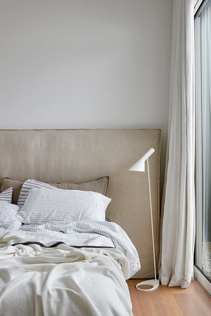Karson Floor Lamp - White