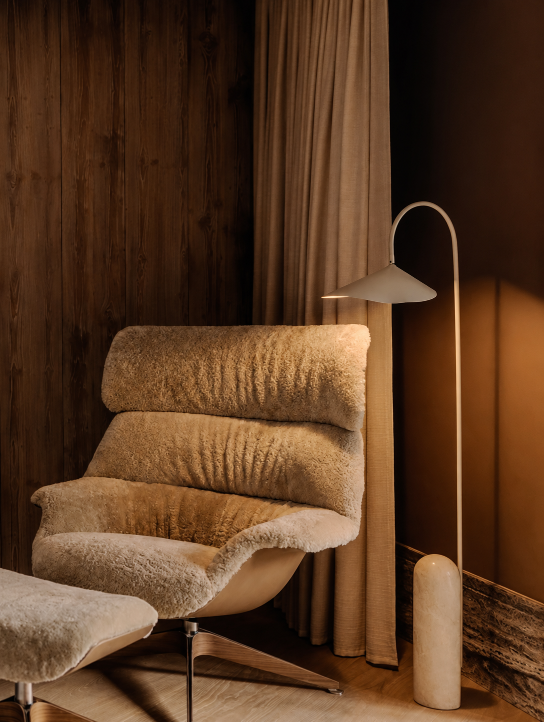 Leaf Floor Lamp - Travertine