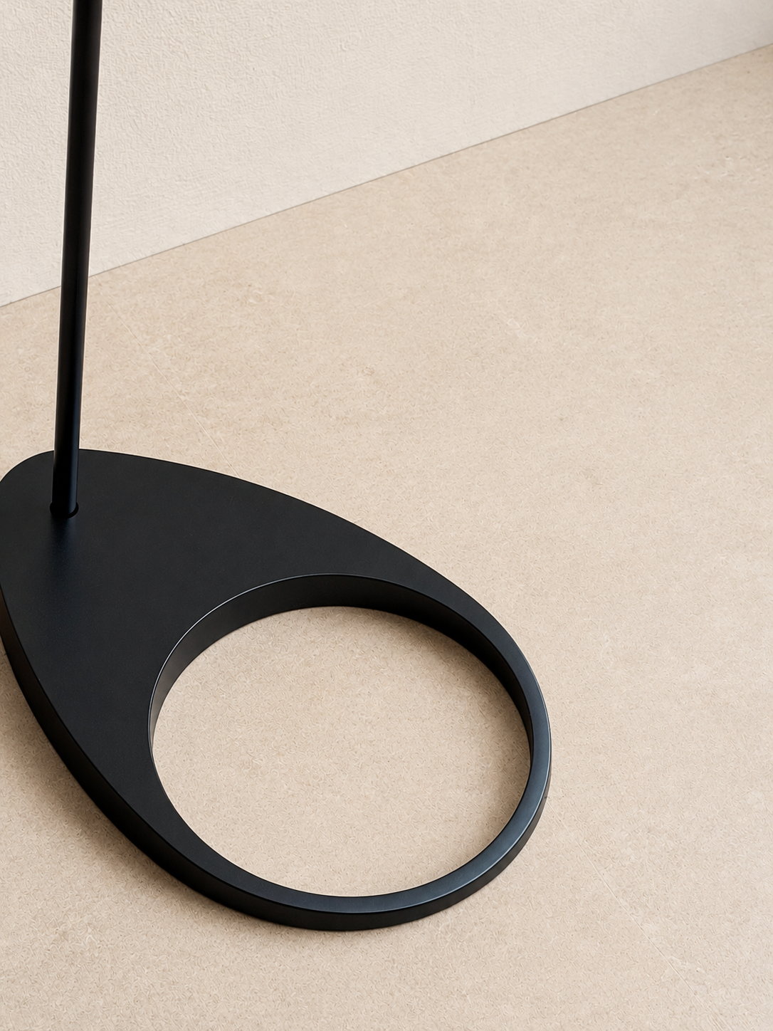 Karson Floor Lamp - Black