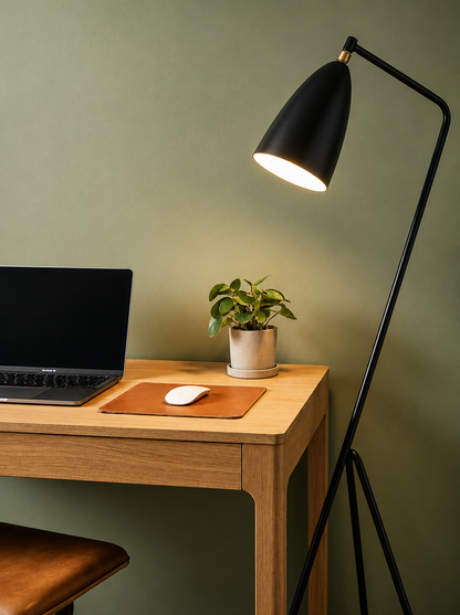 Cavaletta Tripod Floor Lamp - Matt Black/Brass