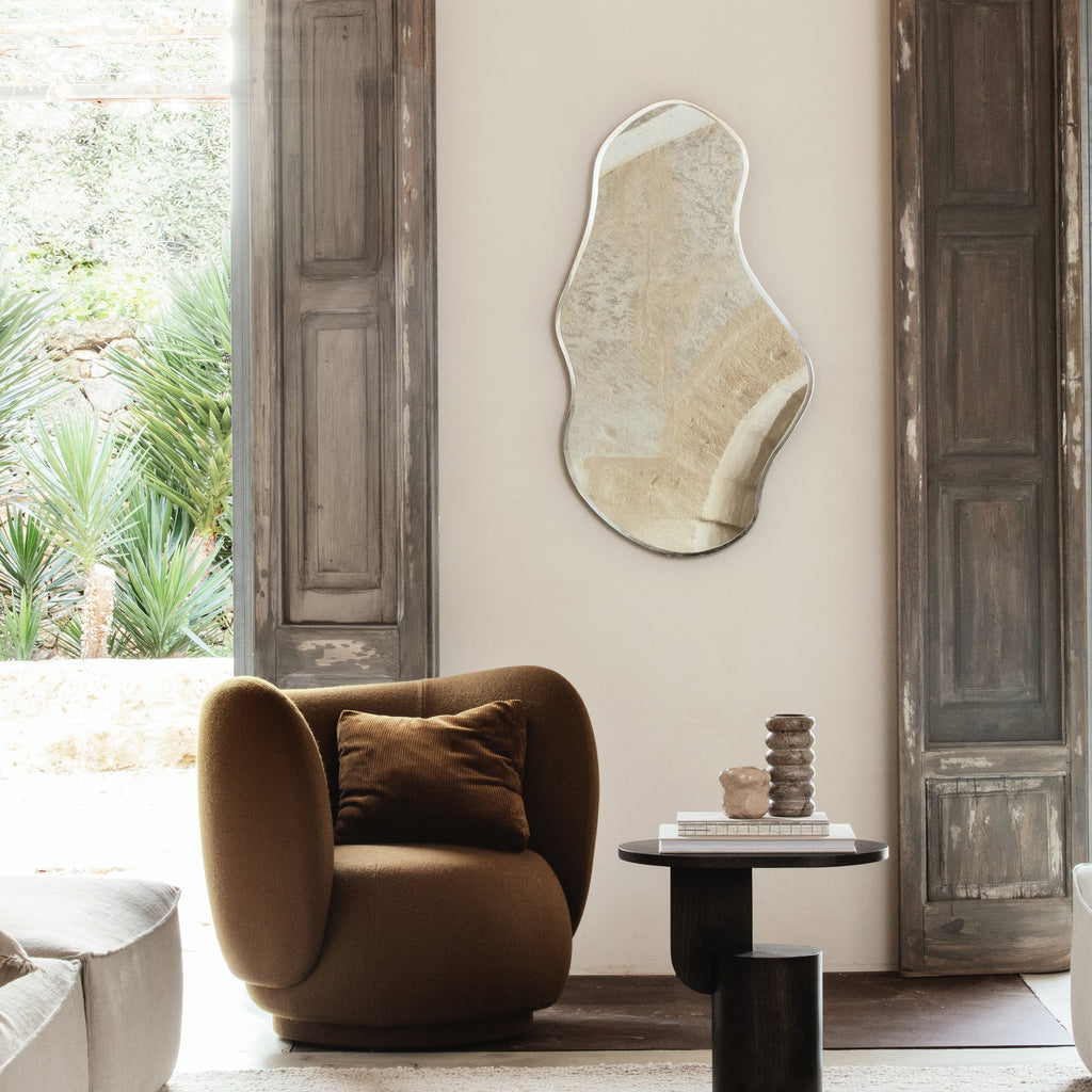 Curvature Wall Mirror - Brass Frame - Large