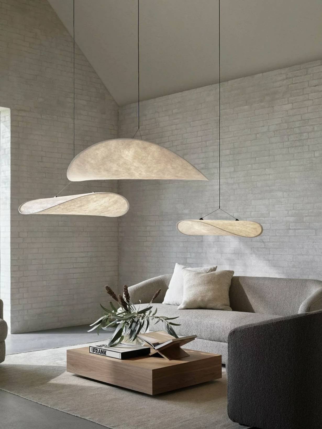 Lune Pendant - Dupont Paper - White/Black